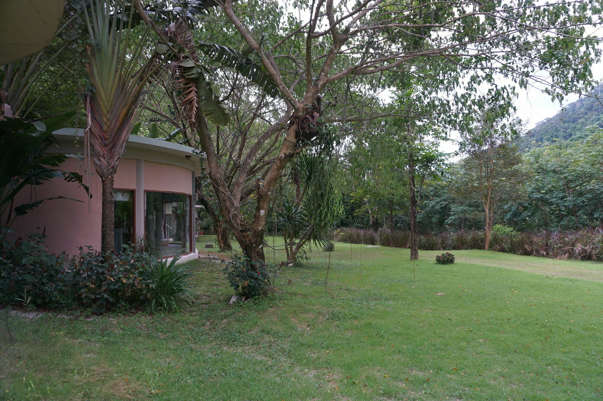 Smallville Resort Ranong Ngoại thất bức ảnh